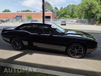 2022 Dodge Challenger SXT – miniatura 16