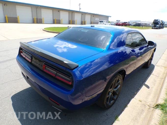 2022 Dodge Challenger SXT - miniatura 6