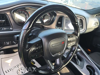 2022 Dodge Challenger SXT – miniatura 10