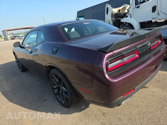 2022 Dodge Challenger SXT – miniatura 6