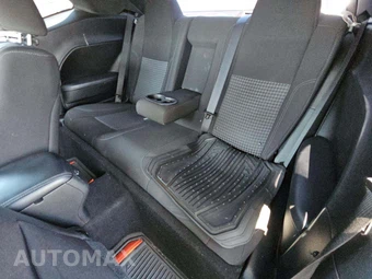 2022 Dodge Challenger SXT – miniatura 10