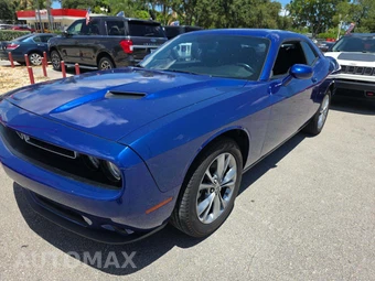 2022 Dodge Challenger SXT