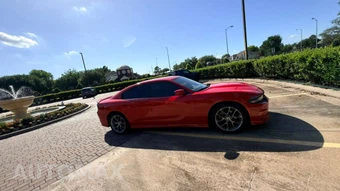 2022 Dodge Charger GT - miniatura 7