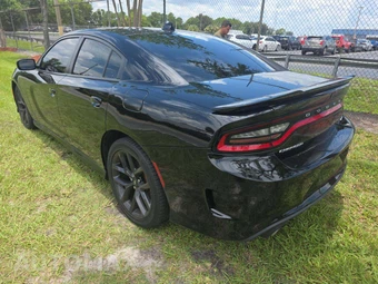 2022 Dodge Charger GT – miniatura 3