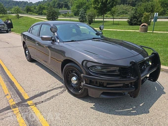 2022 Dodge Charger Police - miniatura 4