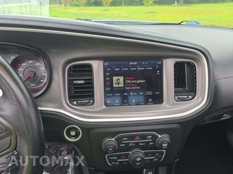 2022 Dodge Charger R/T – miniatura 7