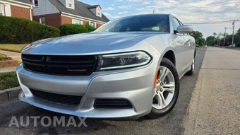 2022 Dodge Charger SXT - miniatura 2
