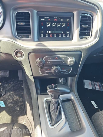 2022 Dodge Charger SXT – miniatura 11