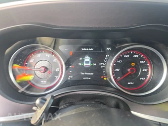2022 Dodge Charger SXT - miniatura 12