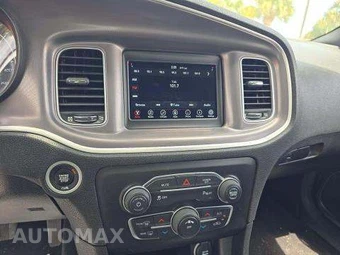 2022 Dodge Charger SXT – miniatura 10