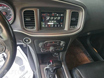2022 Dodge Charger SXT - miniatura 11