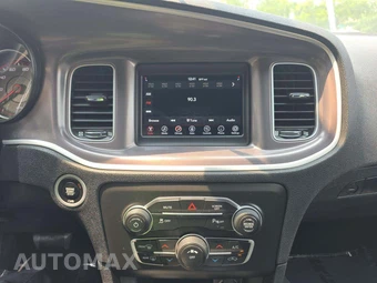 2022 Dodge Charger SXT – miniatura 10