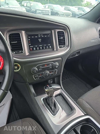 2022 Dodge Charger SXT – miniatura 10