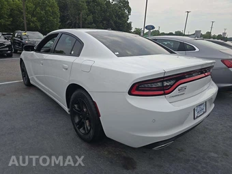 2022 Dodge Charger SXT – miniatura 2