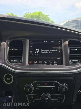 2022 Dodge Charger SXT – miniatura 10