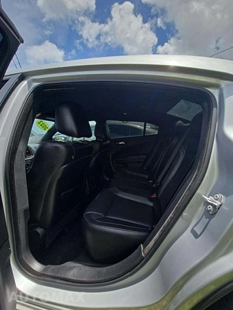 2022 Dodge Charger SXT – miniatura 13