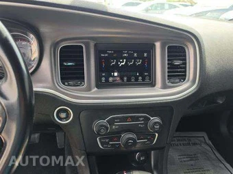 2022 Dodge Charger SXT – miniatura 11