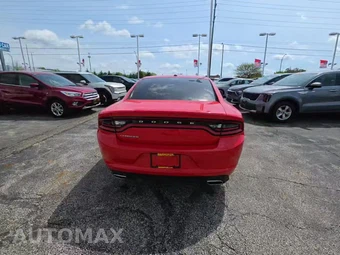 2022 Dodge Charger SXT – miniatura 4