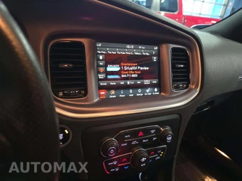 2022 Dodge Charger SXT – miniatura 10