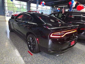 2022 Dodge Charger SXT – miniatura 2