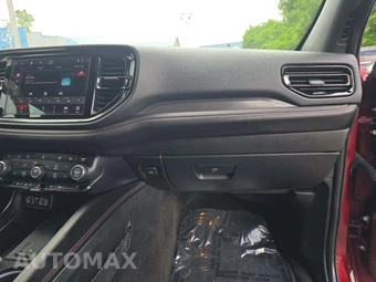2022 Dodge Durango R/T – miniatura 17