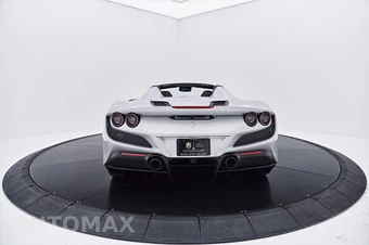 2022 Ferrari F8 Spider Convertible - miniatura 30