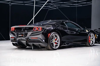 2022 Ferrari F8 Tributo Coupe - miniatura 27