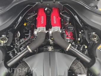 2022 Ferrari Roma - miniatura 15