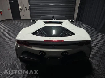 2022 Ferrari SF90 Stradale - miniatura 5