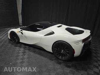 2022 Ferrari SF90 Stradale - miniatura 6