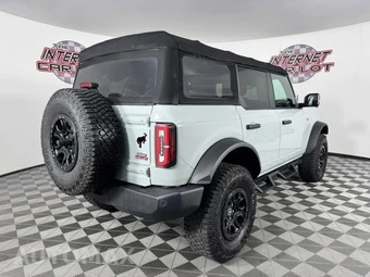 2022 Ford Bronco - miniatura 7