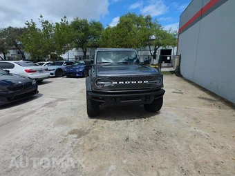 2022 Ford Bronco Badlands Advanced - miniatura 2