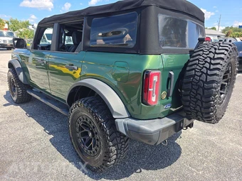 2022 Ford Bronco Badlands Advanced - miniatura 2