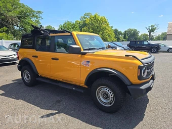 2022 Ford Bronco Base - miniatura 4