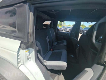 2022 Ford Bronco Base - miniatura 13