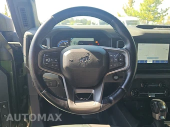 2022 Ford Bronco Black Diamond - miniatura 10