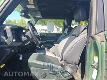 2022 Ford Bronco Black Diamond - miniatura 7