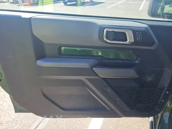 2022 Ford Bronco Black Diamond - miniatura 9