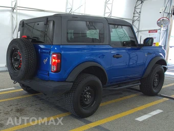 2022 Ford Bronco Black Diamond - miniatura 4