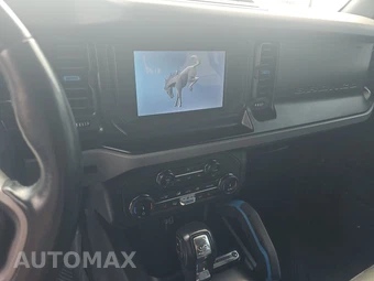 2022 Ford Bronco Black Diamond - miniatura 11