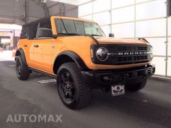 2022 Ford Bronco Black Diamond - miniatura 3