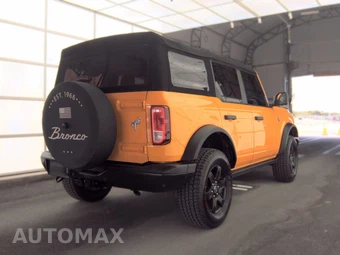 2022 Ford Bronco Black Diamond - miniatura 4