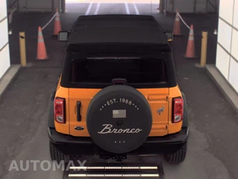 2022 Ford Bronco Black Diamond - miniatura 5
