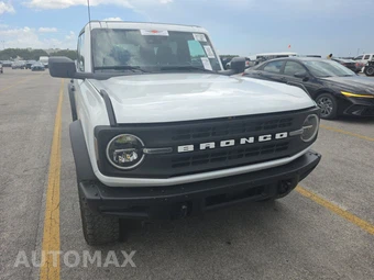 2022 Ford Bronco Black Diamond - miniatura 2
