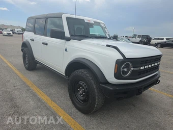 2022 Ford Bronco Black Diamond - miniatura 3