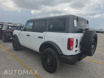2022 Ford Bronco Black Diamond - miniatura 6