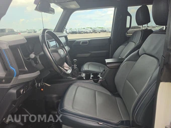 2022 Ford Bronco Black Diamond - miniatura 7