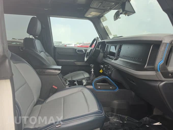 2022 Ford Bronco Black Diamond - miniatura 8