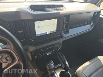 2022 Ford Bronco Black Diamond - miniatura 11