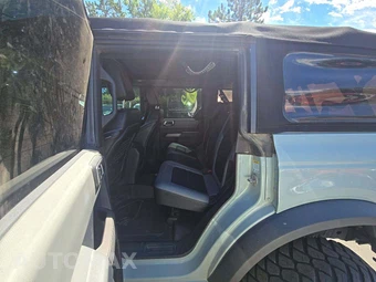 2022 Ford Bronco Black Diamond - miniatura 13